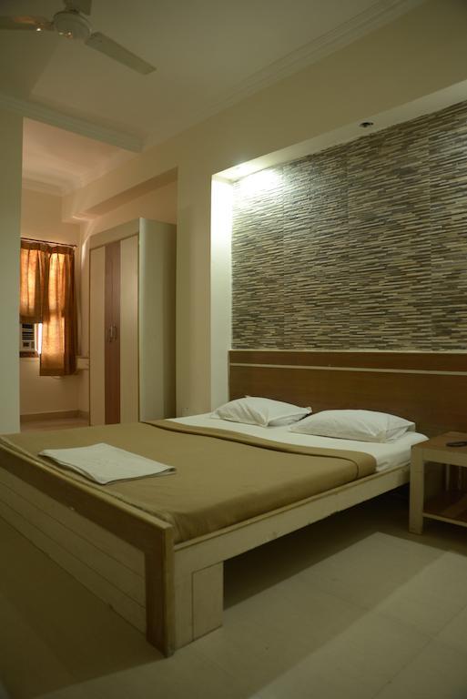Hotel Sri Sai Krupa Hyderabad Habitación foto
